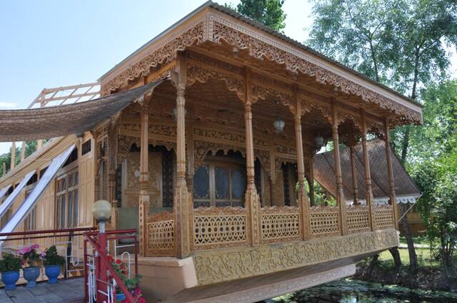 Royal Group of Super Deluxe Houseboats, Srinagar 1